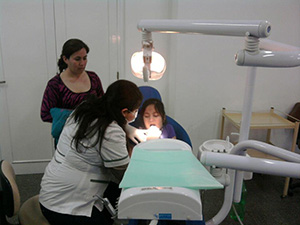 curso-endodoncia---DR-OLMOS-FASSI2.jpg